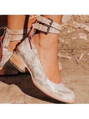 Freebird by Steven Maribel Booties
